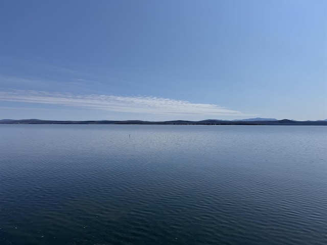 26 Champlain Blvd, Grand Isle, VT 05458