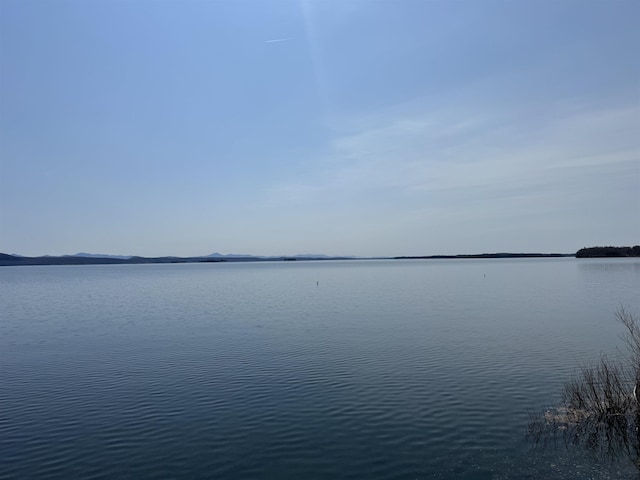 26 Champlain Blvd, Grand Isle, VT 05458