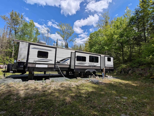 2237 Manns Hill Rd, Littleton, NH 03561