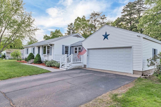 6 Cherry St, Concord, NH 03301 - ranch-style home with a front yard