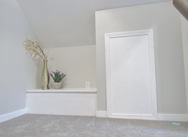 798 Hanover St, Manchester, NH 03104 - detailed view of carpet flooring and baseboards