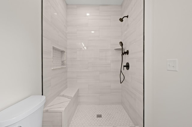 93 Stage Rd, Hampstead, NH 03841 - full bath with tiled shower and toilet