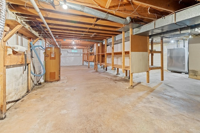 5 Dogford Rd, Hanover, NH 03750 - unfinished below grade area featuring water heater