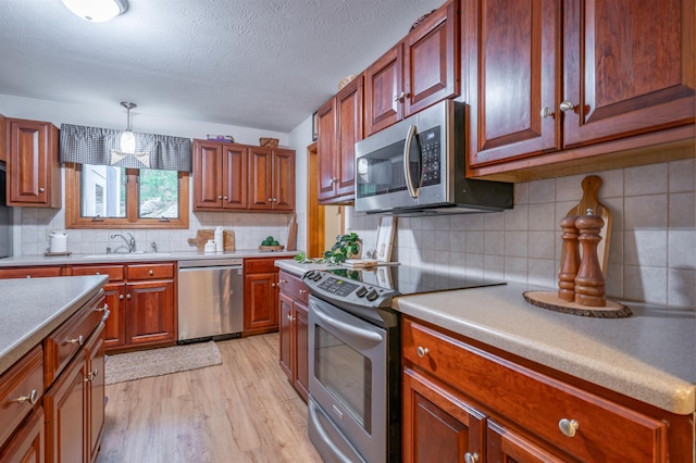 25 Kasey Dr, Milford, NH 03055