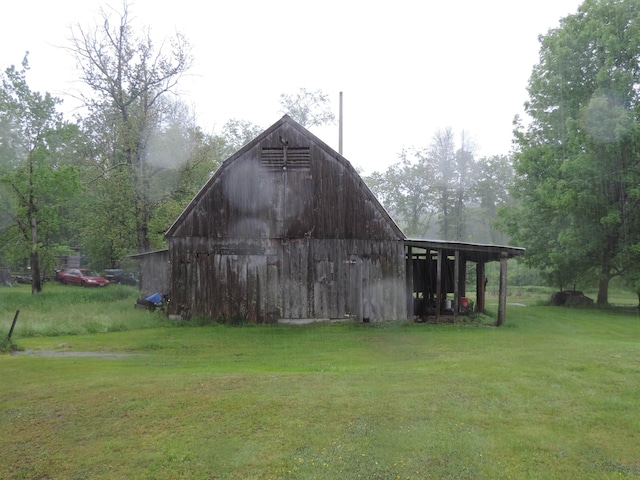 126 Fisher Rd, Deering, NH 03244 - view of barn with a yard