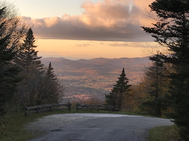 775 E Lake Rd, Ludlow, VT 05149 - mountain view