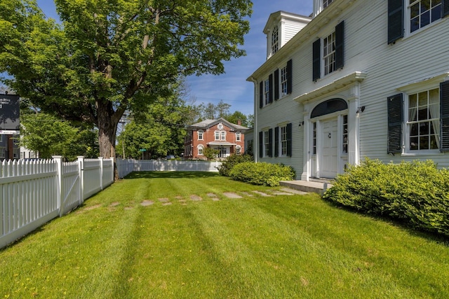 79 Silver St, Dover, NH 03820 - view of yard
