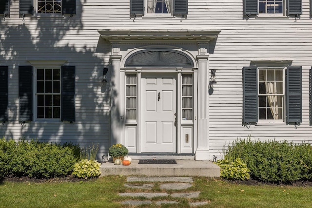 79 Silver St, Dover, NH 03820 - view of property entrance