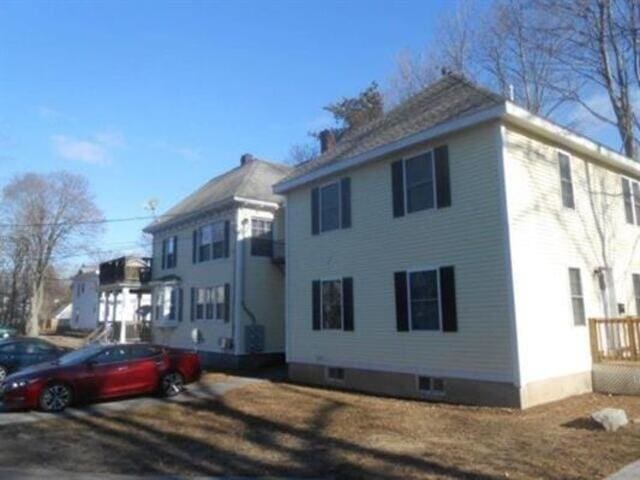 35-37 Courtland St, Nashua, NH 03060 - view of side of home