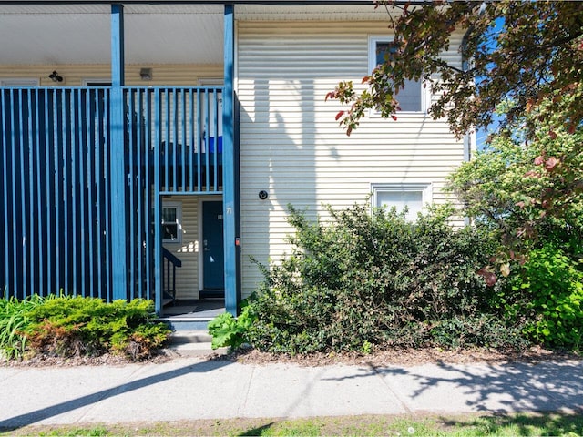 71 N Ave Unit 203, Burlington, VT 05401 - view of entrance to property