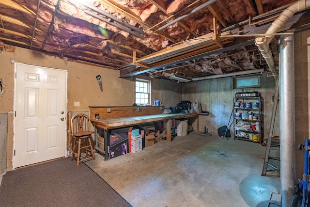 16 Berkeley St, Pelham, NH 03076 - basement featuring a workshop area