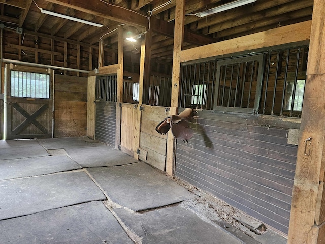 436 Mammoth Rd, Pelham, NH 03076 - view of stable
