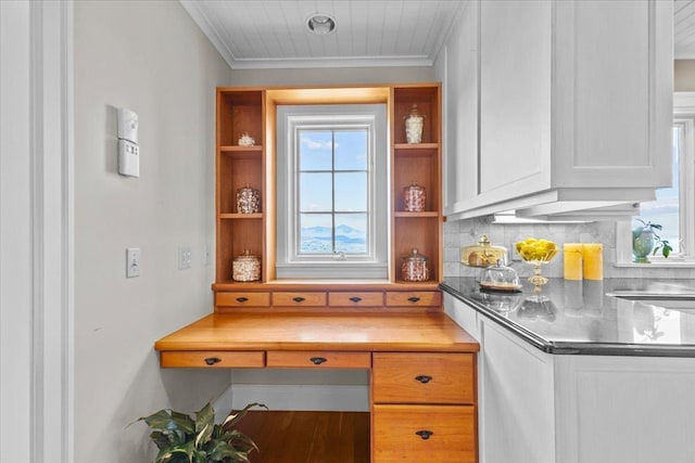 1097 Taber Ridge Rd, Stowe, VT 05672 - kitchen with decorative backsplash, ornamental molding, white cabinetry, and open shelves