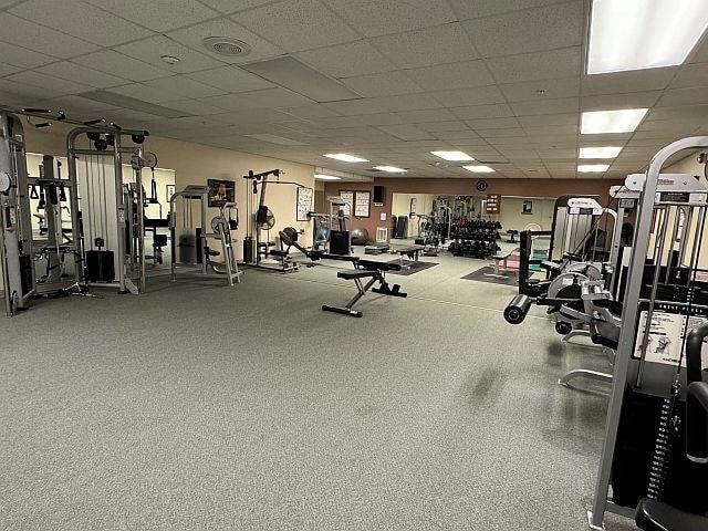 227 Main St Unit 232, Lincoln, NH 03251 - exercise room featuring a drop ceiling