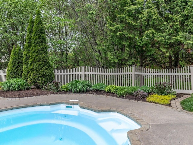 278 S Cove Rd, Burlington, VT 05401 - view of swimming pool