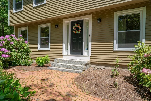 78 Hitching Post Ln, Bedford, NH 03110 - view of entrance to property