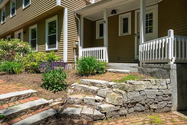 78 Hitching Post Ln, Bedford, NH 03110 - entrance to property featuring covered porch