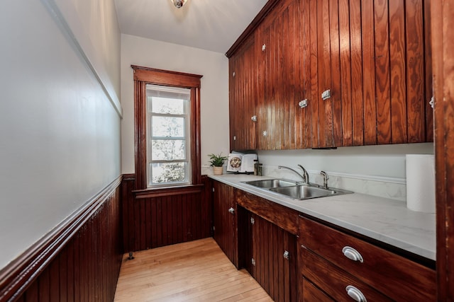 998 Merrill St, Manchester, NH 03103