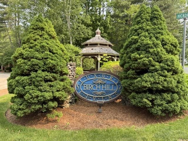 58 Hickory Ln, Windham, NH 03087 - view of community sign