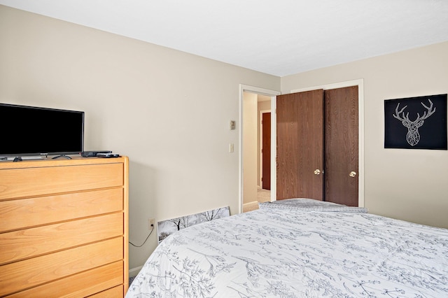 14 Monroe Dr Unit 92, Woodstock, NH 03293 - bedroom featuring a closet