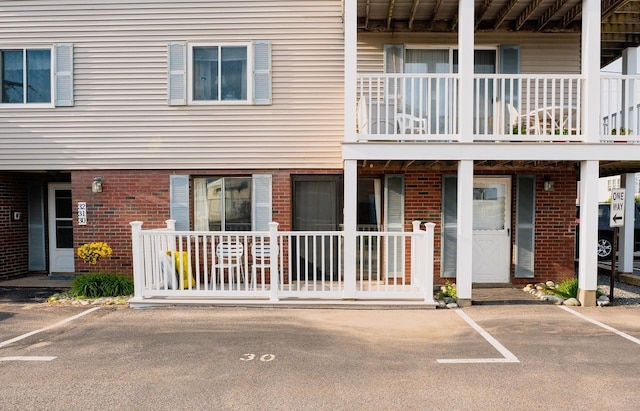 68 Kings Hwy Unit 30, Hampton, NH 03842 - view of property with uncovered parking