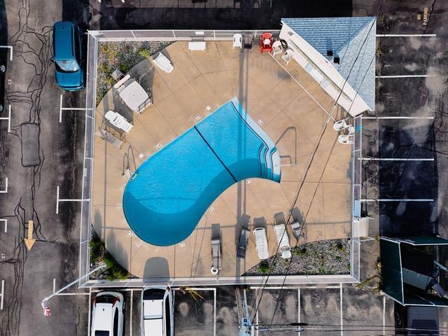 68 Kings Hwy Unit 30, Hampton, NH 03842 - bird's eye view of a pool area