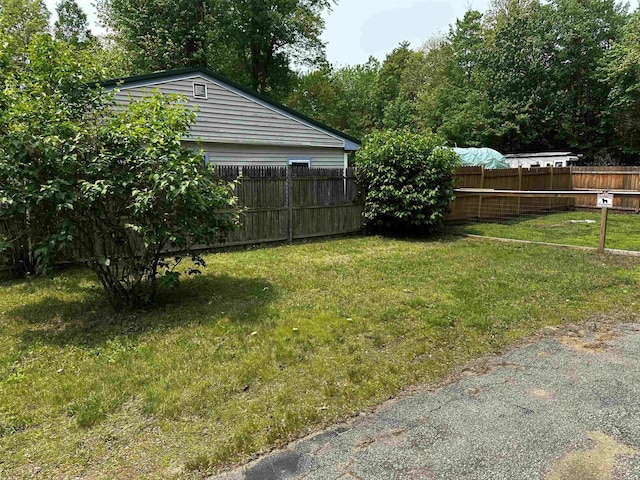 30 Flat Rock Bridge Rd, Rochester, NH 03868 - view of yard