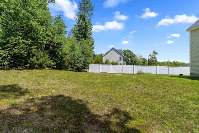 33 Thatcher Way, Barrington, NH 03825 - view of yard