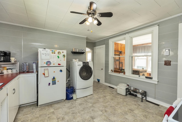 90 Sullivan St, Claremont, NH 03743 - laundry room featuring washer / clothes dryer, ceiling fan, and ornamental molding