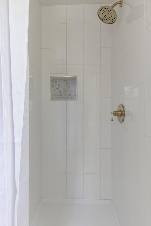 179 Arbor Ln, Colchester, VT 05446 - full bath with tiled shower