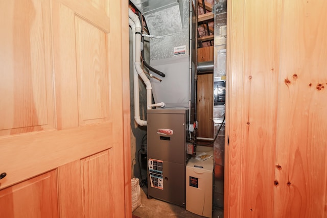 65 Victoria St Unit 8, Manchester, NH 03104 - view of utility room
