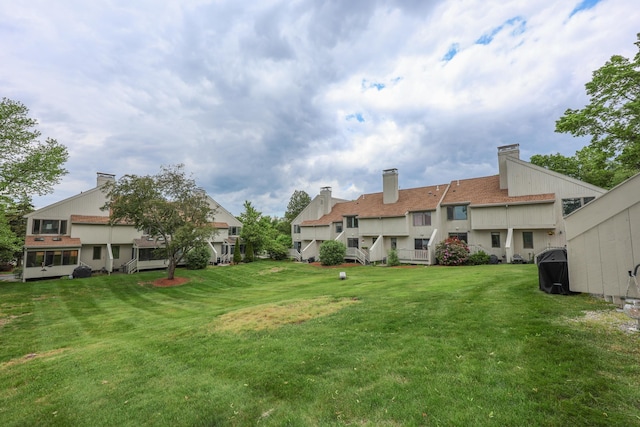65 Victoria St Unit 8, Manchester, NH 03104 - view of green lawn