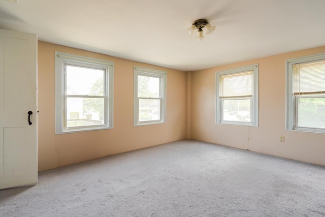 312 Pembroke St, Pembroke, NH 03275