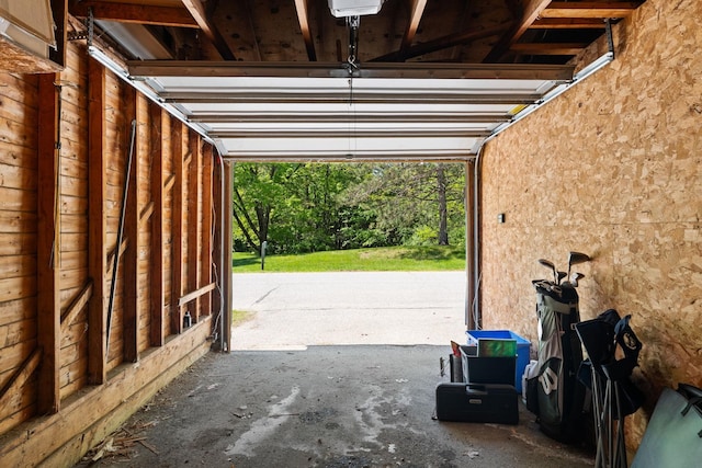 14 Hideaway Ln, Williston, VT 05495 - view of garage