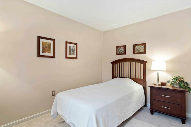 4 Edith Ave, Nashua, NH 03064 - bedroom with light colored carpet and baseboards