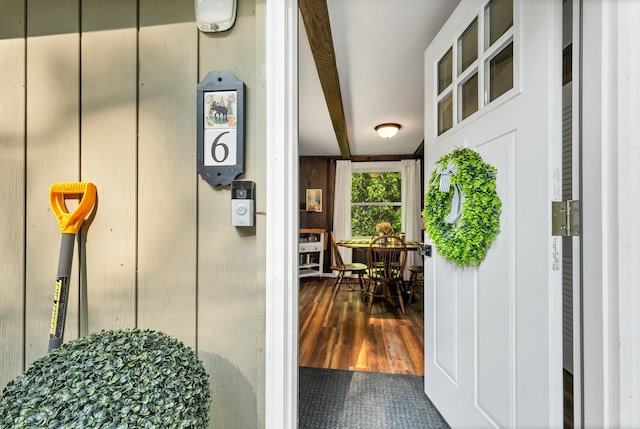 6 Chalet Dr, Gilford, NH 03249 - detailed view of wooden walls