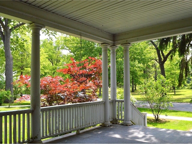406 Dalton Dr Unit D, Colchester, VT 05446 - view of wooden porch