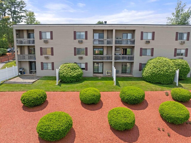 144 Treetop Cir Unit 15, Laconia, NH 03246 - view of apartment building / complex