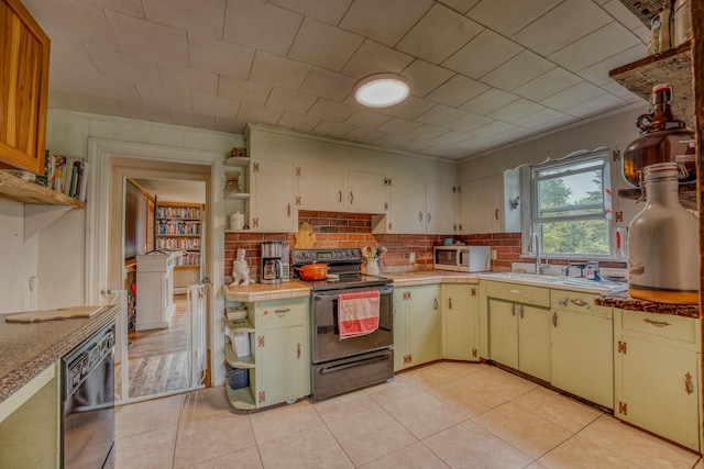336 N Rd, Lancaster, NH 03584 - kitchen featuring black appliances, a sink, open shelves, tasteful backsplash, and crown molding