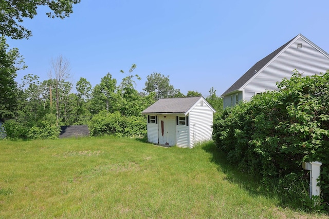 11 Linden St, Somersworth, NH 03878 - view of grassy yard
