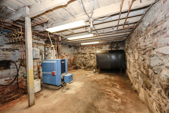 11 Linden St, Somersworth, NH 03878 - unfinished below grade area with heating fuel and a heating unit