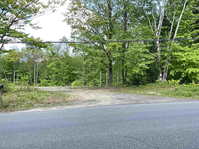 71 Golf Course Rd, Warren, VT 05674