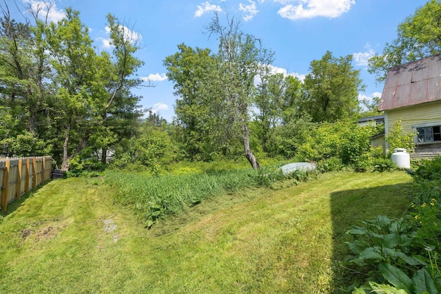 9 Laurel St, Whitefield, NH 03598 - view of yard