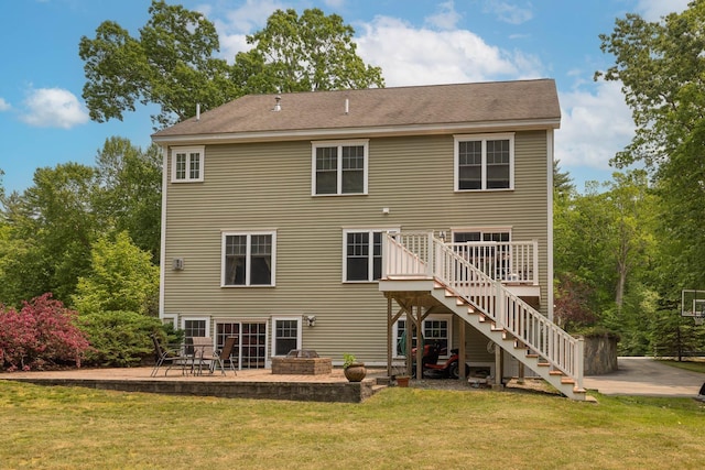 27 Chisholm Farm Dr, Stratham, NH 03885