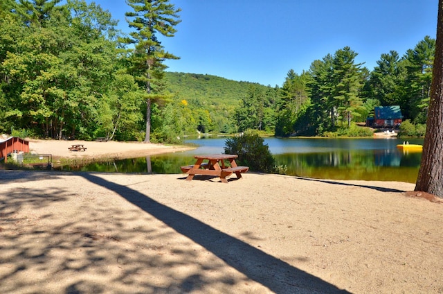 14 Little Loop Rd, Madison, NH 03849