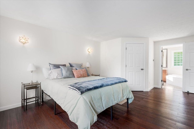 6 Samuels Ct, Dunbarton, NH 03046 - bedroom featuring wood finished floors and baseboards