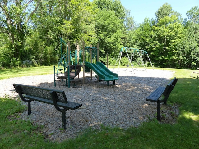 10 Whiteface Rd, Sandwich, NH 03259 - community jungle gym with a lawn