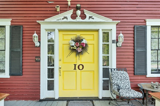 10 Whiteface Rd, Sandwich, NH 03259 - view of exterior entry