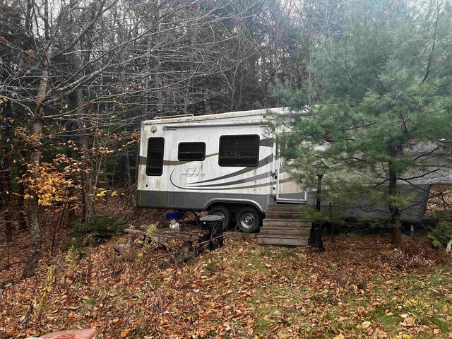 196 Old Pound Rd, Effingham, NH 03882