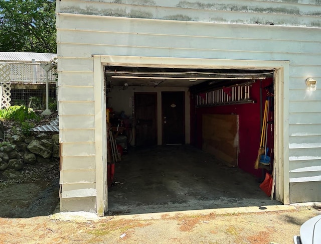 36 Summit Dr, Atkinson, NH 03811 - view of garage